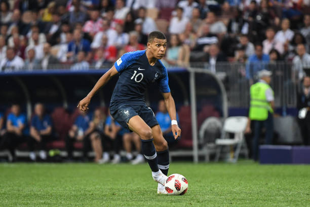 年以来的首 年以来的首