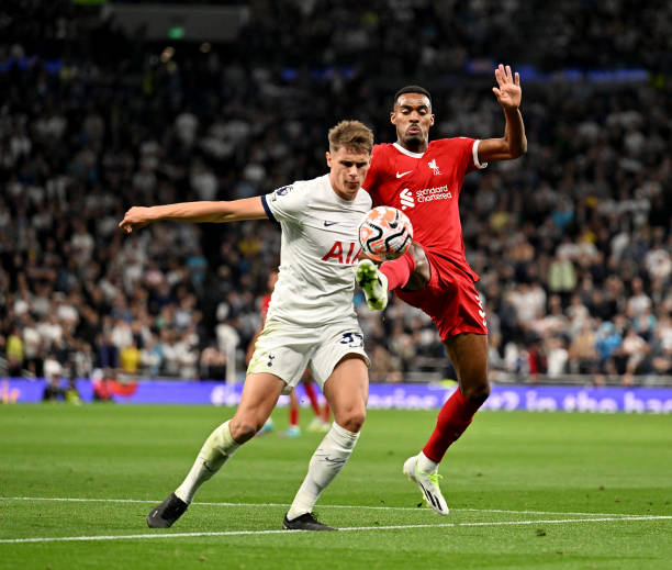 的激烈竞争 的激烈竞争