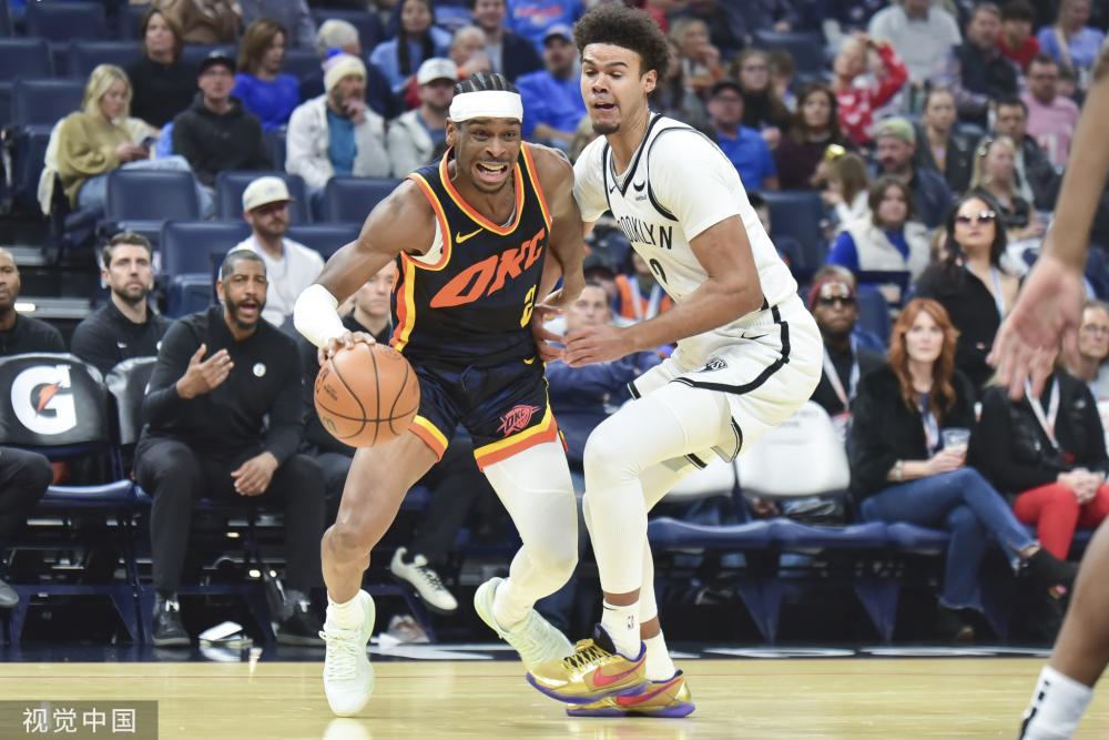 曾凡博以其 曾凡博以其