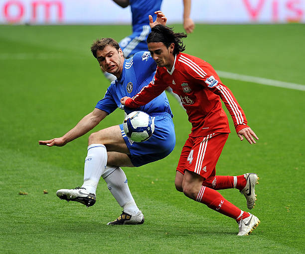 更衣室裡的 更衣室裡的