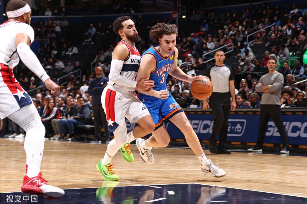 为组合提供 为组合提供